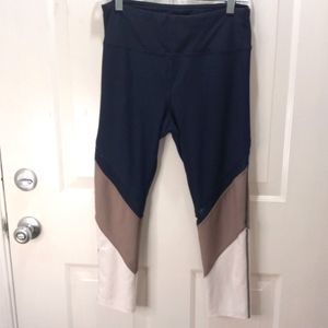 Athletica Vogo Sz med, Legging 3 tiered color
